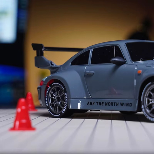 Porshe 933